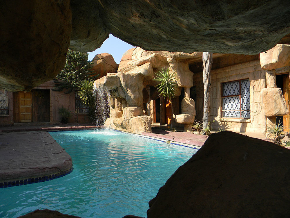המנסקראל African Cave Lodge מראה חיצוני תמונה