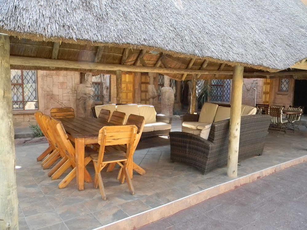 המנסקראל African Cave Lodge מראה חיצוני תמונה
