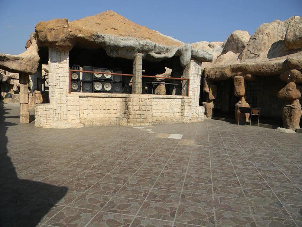 המנסקראל African Cave Lodge מראה חיצוני תמונה